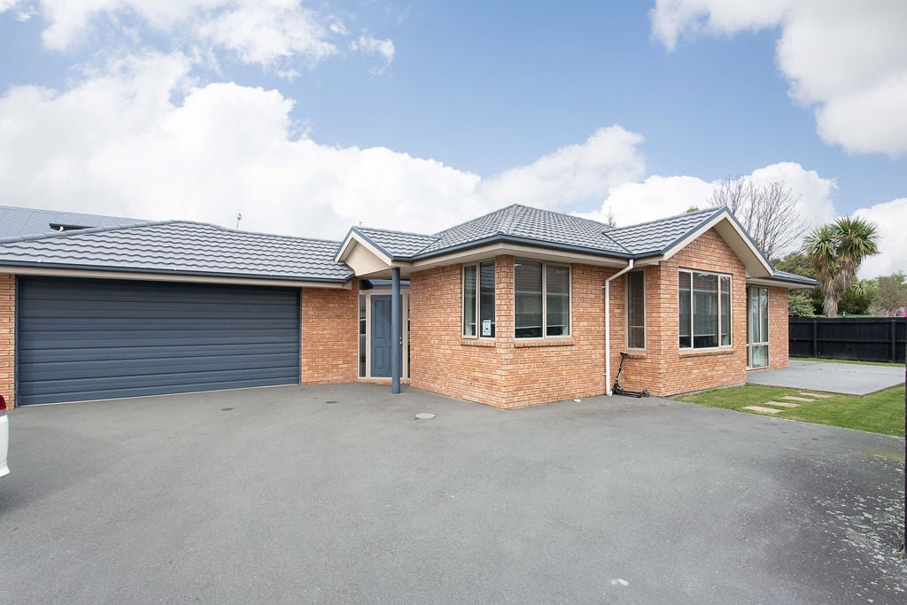 43A Bourne Crescent, Papanui, Christchurch - Carousel 1