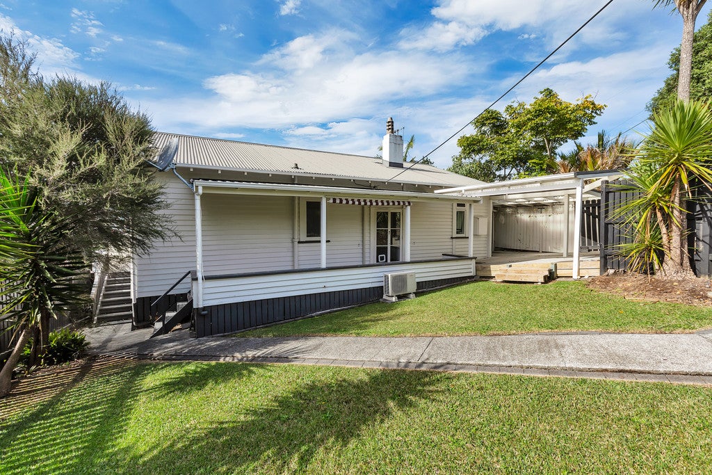 13 Anzac Road, Morningside, Whangarei - Carousel 1