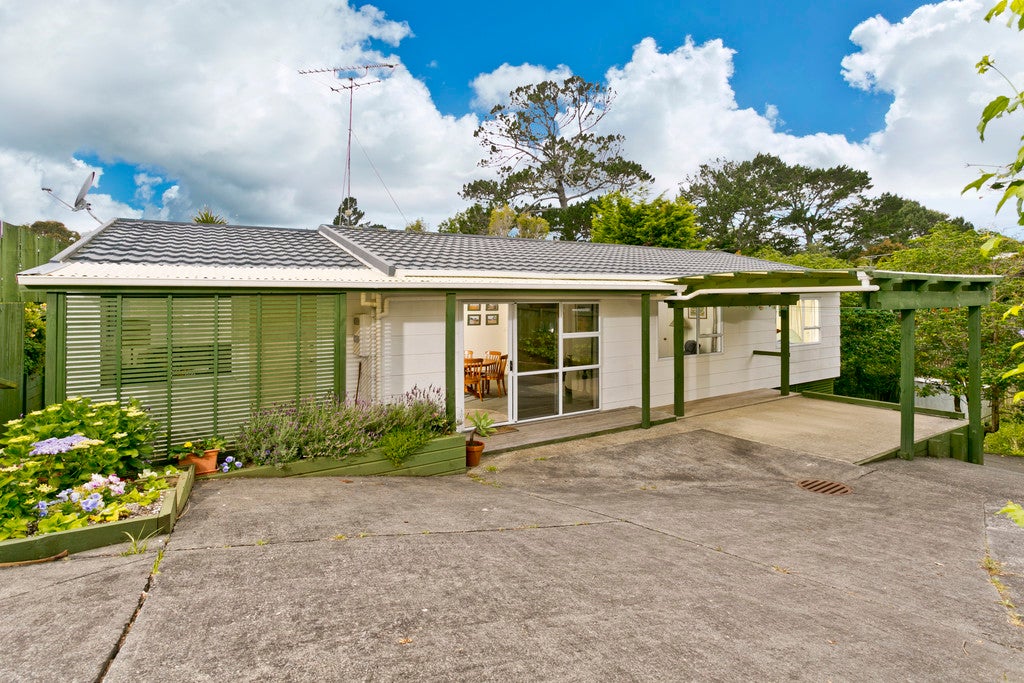 11A Eskdale Road, Birkdale, Auckland - Carousel 1