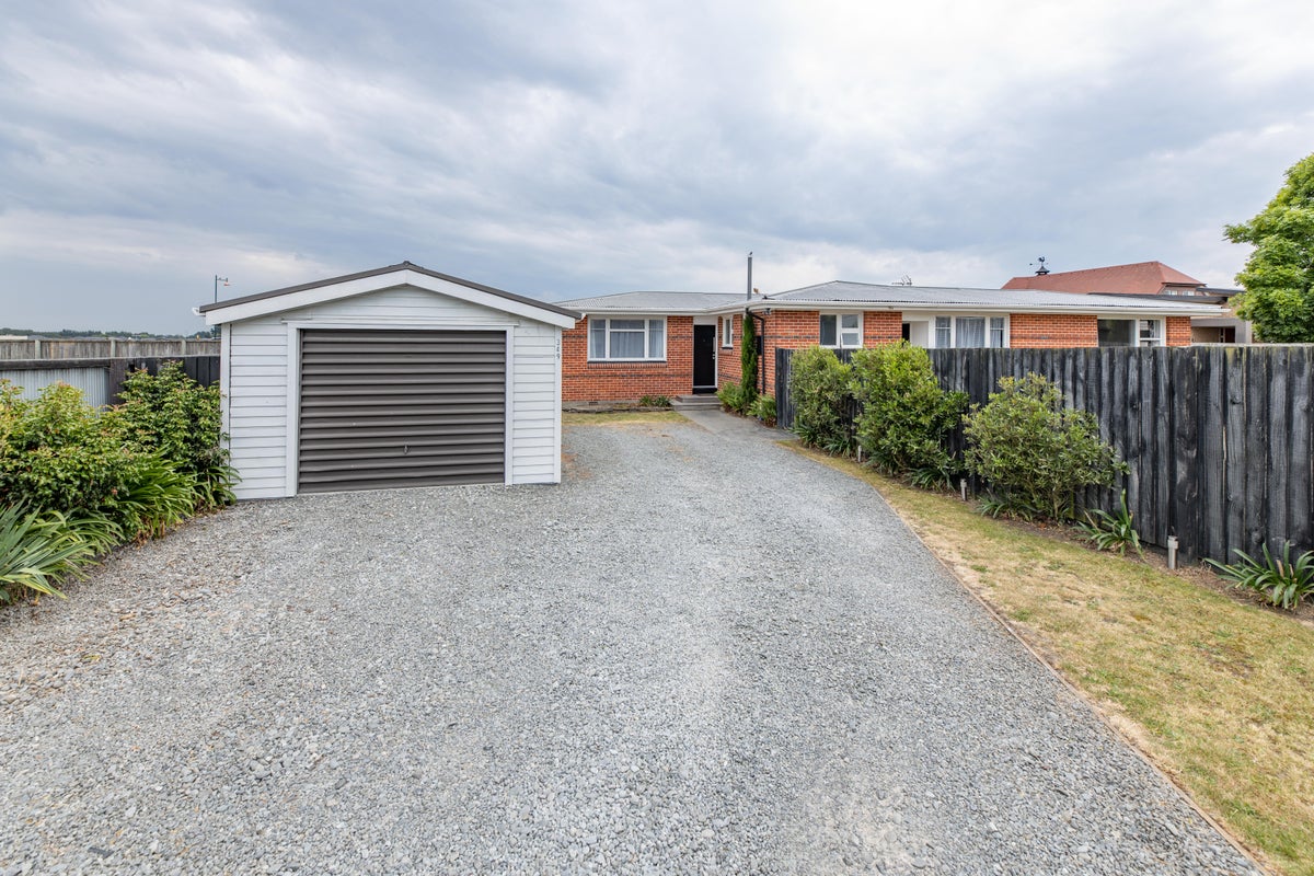 349 Burwood Road, Burwood, Christchurch - Carousel 17