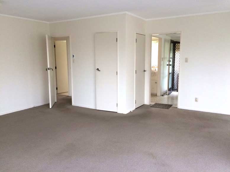 2/17 Miramar Place, Pakuranga, Auckland - Carousel 1