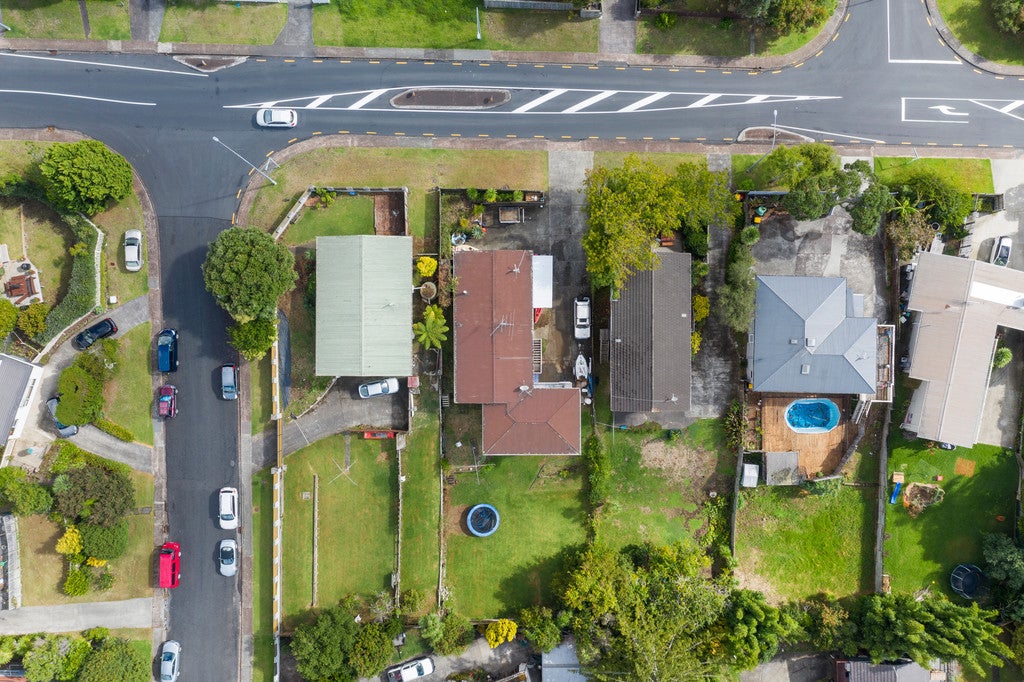 56 Glamorgan Drive, Torbay, Auckland - Carousel 2