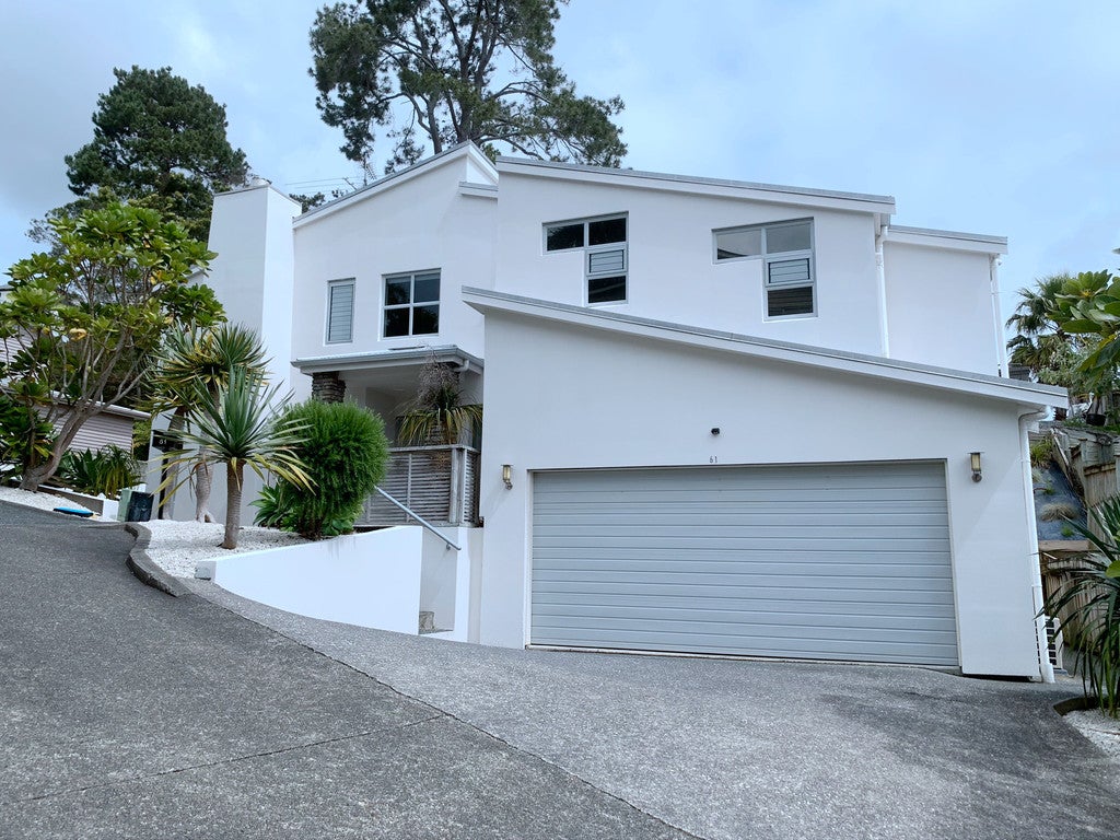 61 Bayside Drive, Browns Bay, Auckland - Carousel 1