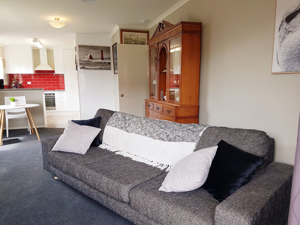 6C Henderson Avenue, Tuakau - Carousel 2