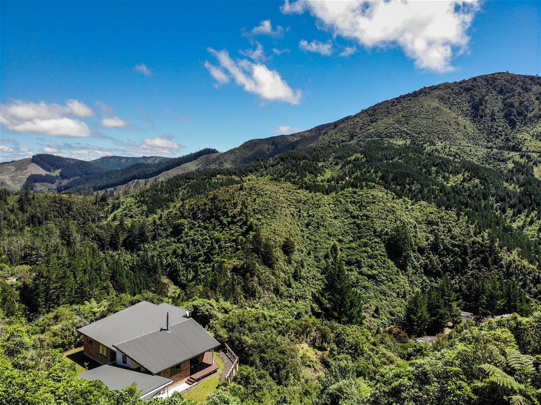 1668A Akatarawa Road, Akatarawa Valley, Upper Hutt - Carousel 2