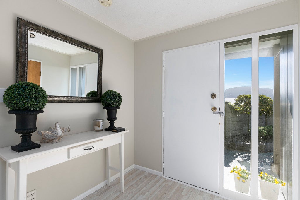 26 St Aidans Way, Tawa, Wellington - Carousel 2