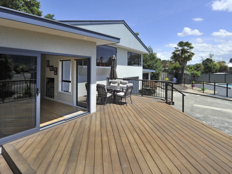 30 Arrow Street, Wakefield - Carousel 2