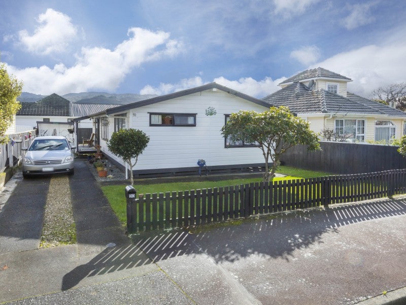 90 Martin Street, Wallaceville, Upper Hutt - Carousel 1