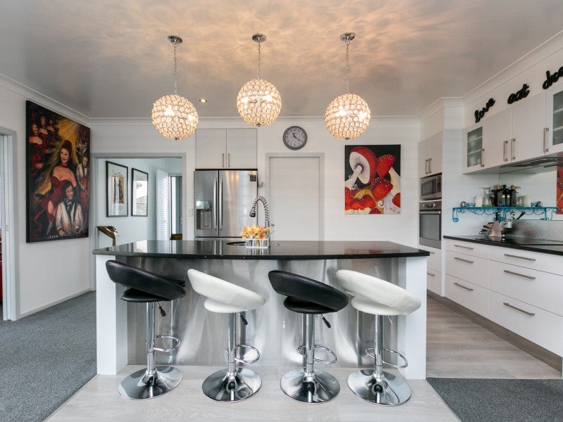 8 Ohau Place, Poraiti, Napier - Carousel 2