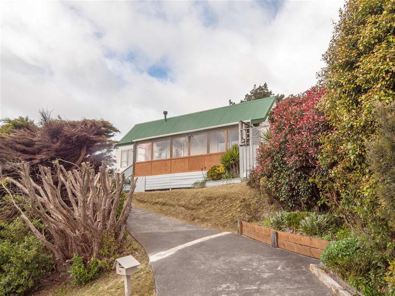 94 Cunliffe Street, Churton Park, Wellington - Carousel 1
