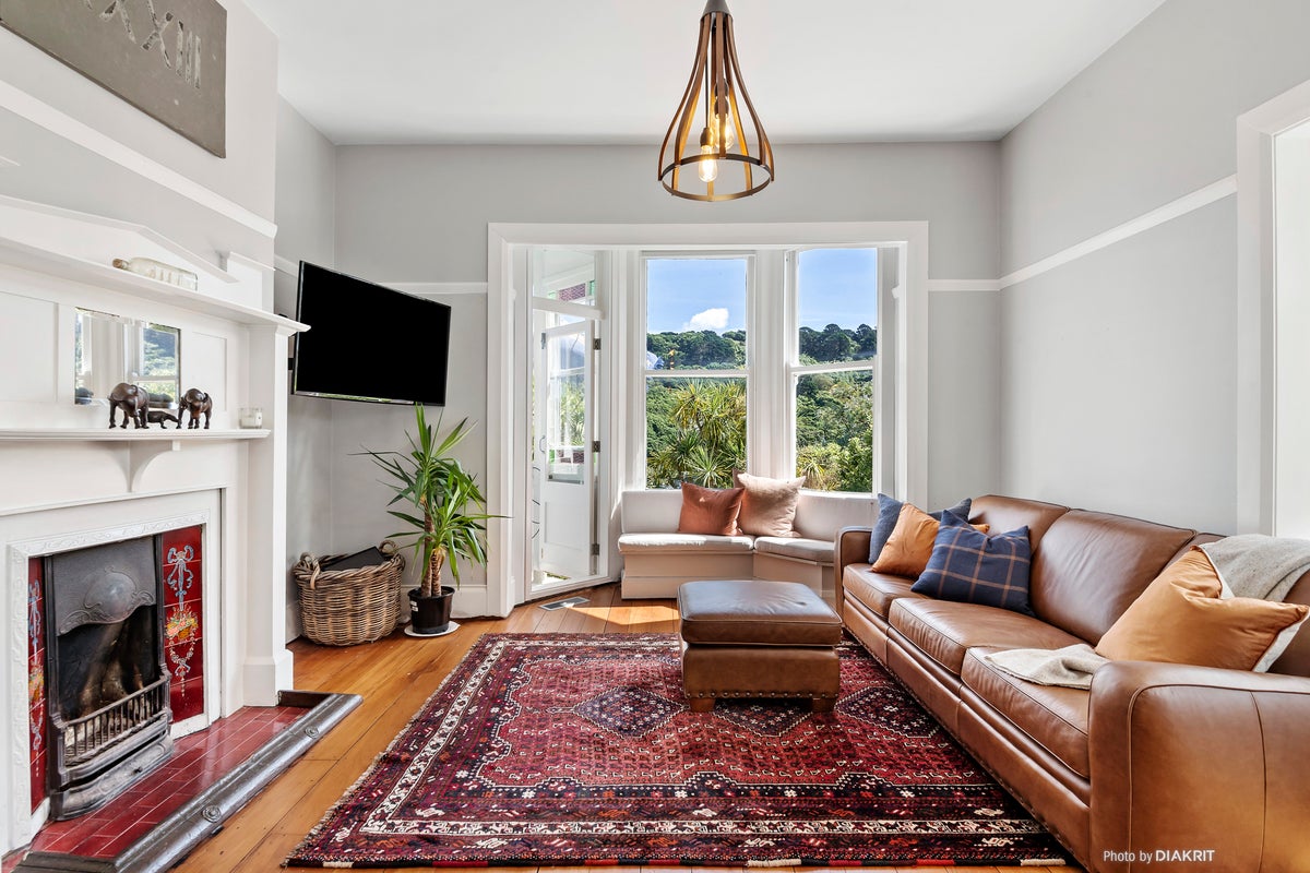 6 Drake Street, Hataitai, Wellington - Carousel 2