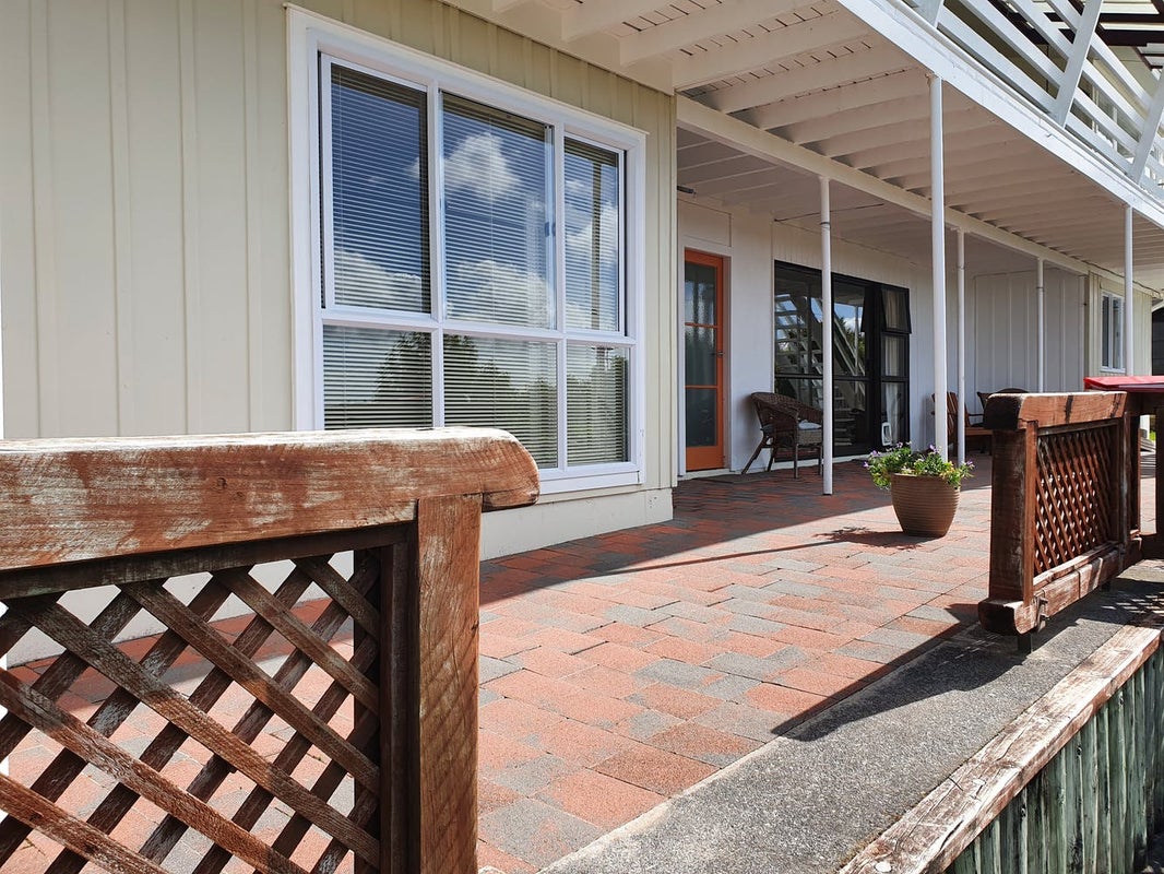 2 View Road, Shelly Park, Auckland - Carousel 1