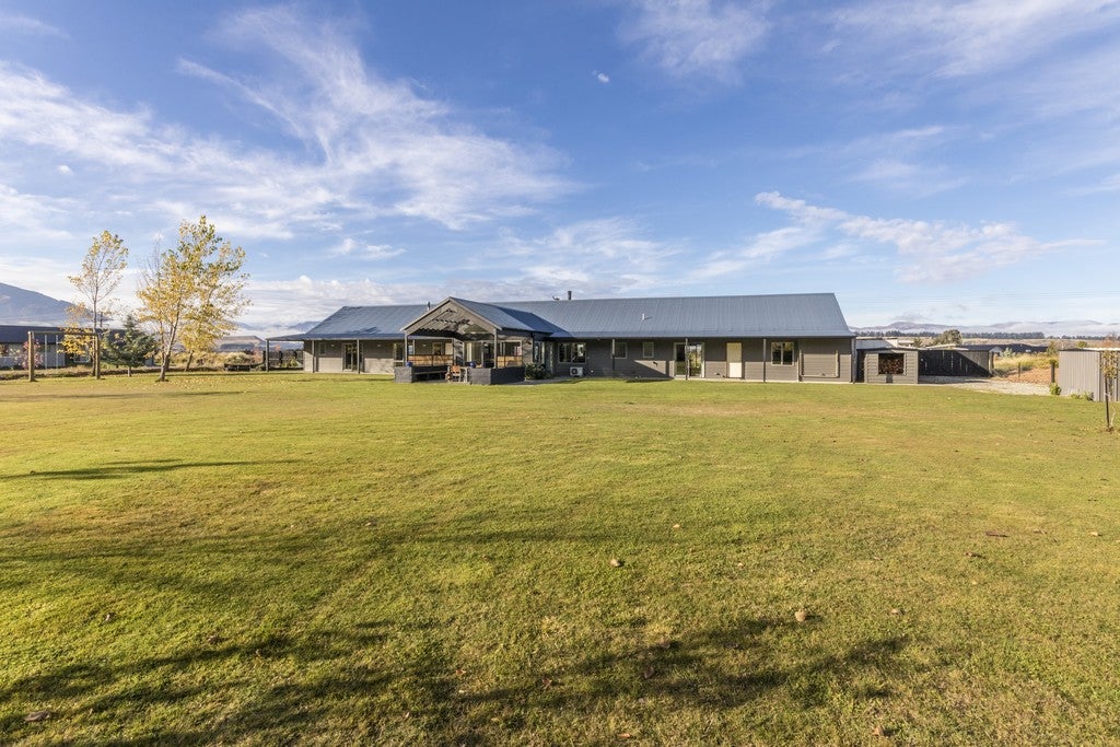 1115 Aubrey Road, Albert Town, Wanaka - Carousel 2