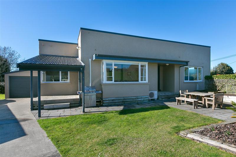 521 Manutahi Road, Lepperton, New Plymouth - Carousel 1