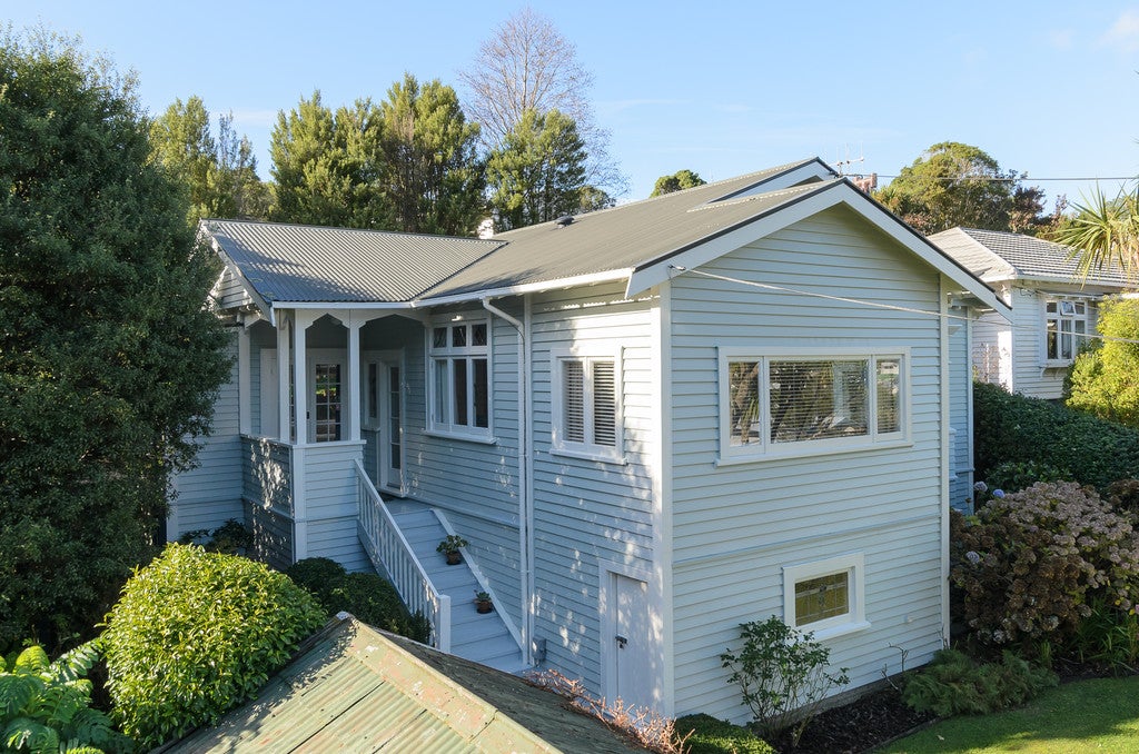 30 Marshall Street, Karori, Wellington - Carousel 2