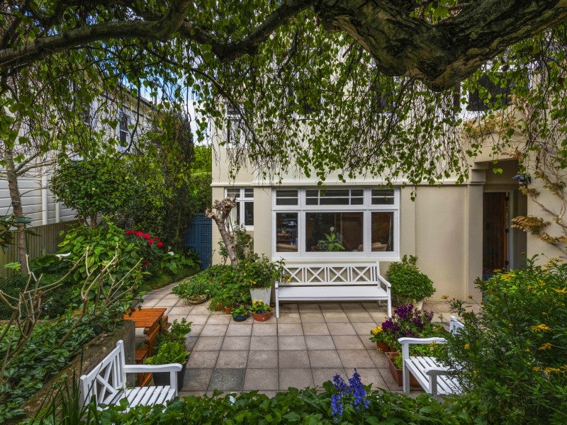 19 Grant Road, Thorndon, Wellington - Carousel 2