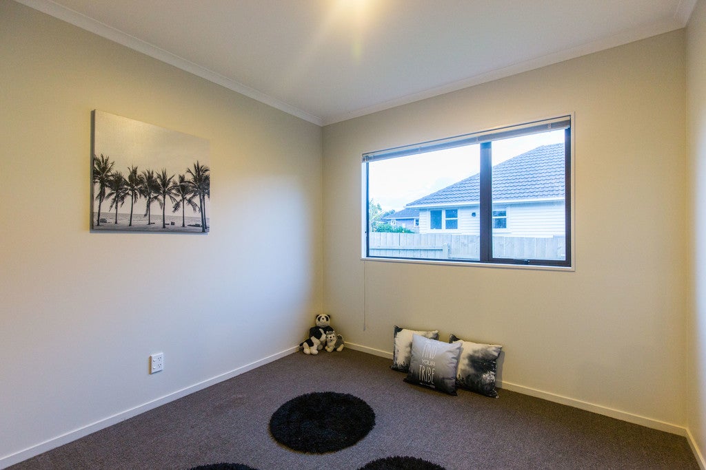 25A Dawnhaven Drive, Te Atatu Peninsula, Auckland - Carousel 24