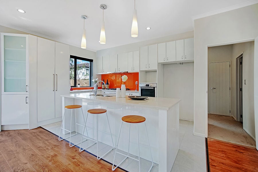 33 Arranmore Drive, Flat Bush, Auckland - Carousel 2