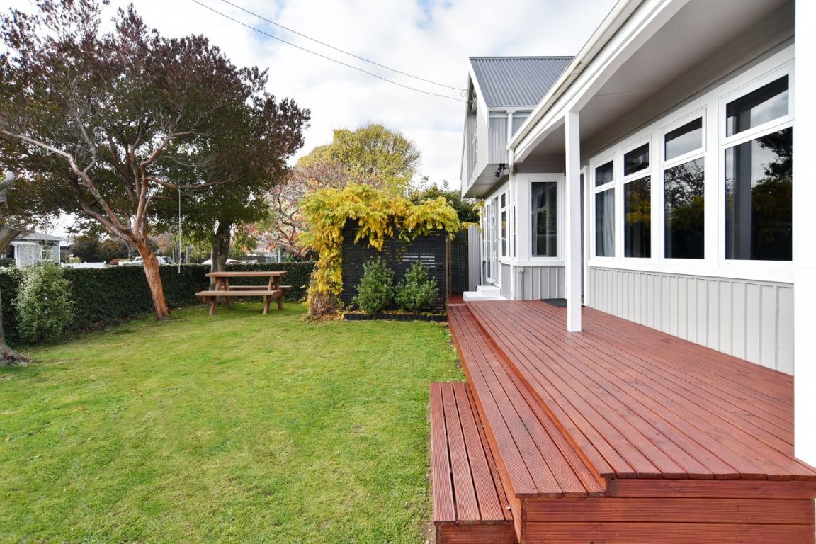 30 Corson Avenue, Beckenham, Christchurch - Carousel 31