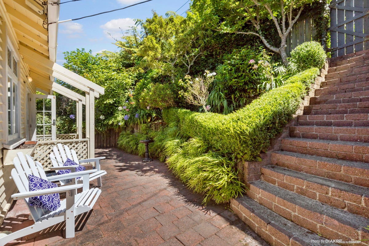 61 Hatton Street, Karori, Wellington - Carousel 2