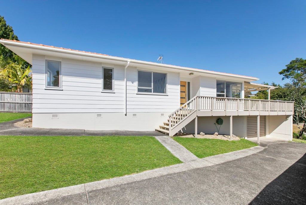 27 Flaxdale Street, Birkdale, Auckland - Carousel 1
