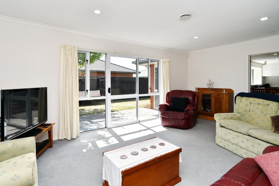 61 Kintyre Drive, Broomfield, Christchurch - Carousel 2
