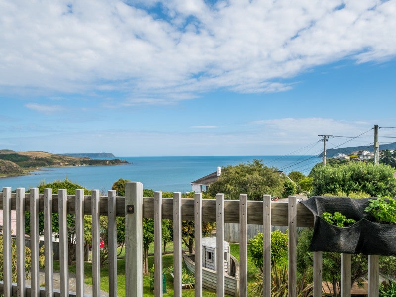 13A Walker Avenue, Paremata, Porirua - Carousel 2