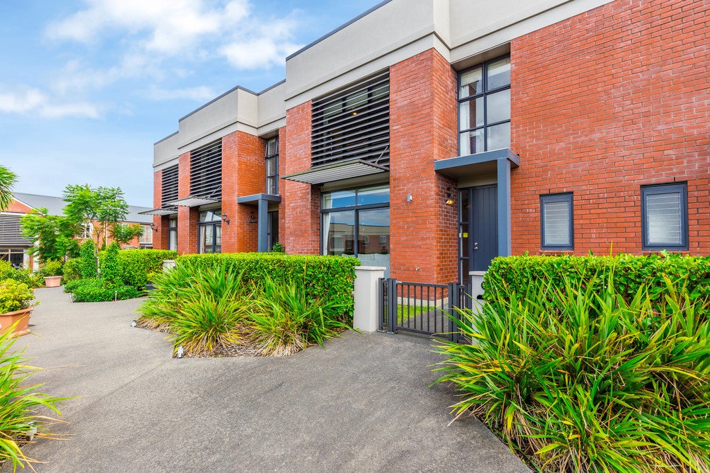11 Brian Slater Way, Stonefields, Auckland - Carousel 2