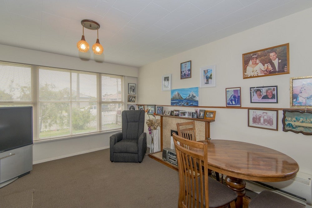 57 Lyndhurst Crescent, Aranui, Christchurch - Carousel 2