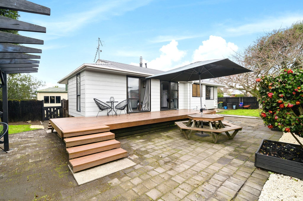 12 Baxter Place, Owhata, Rotorua - Carousel 1