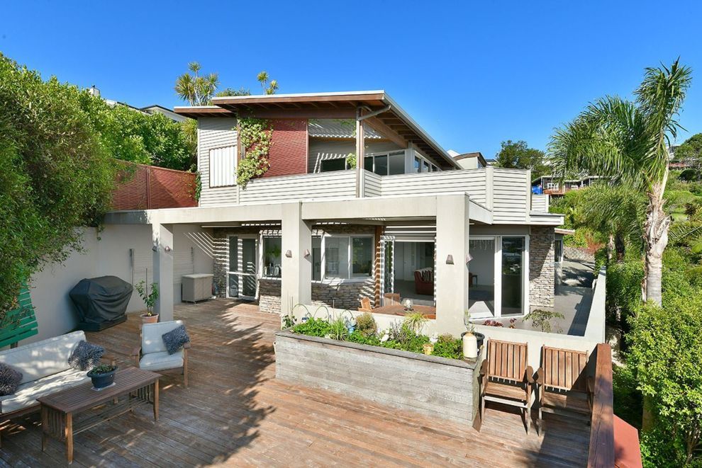1102 Whangaparaoa Road, Tindalls Beach, Whangaparaoa - Carousel 1