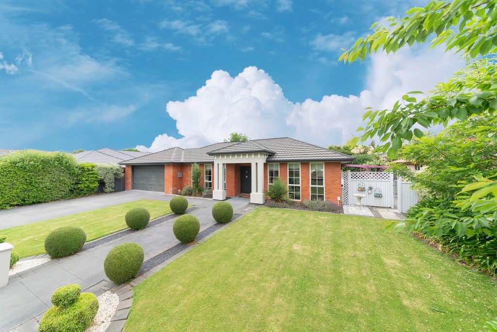 99 O'Neill Avenue, Northwood, Christchurch - Carousel 1