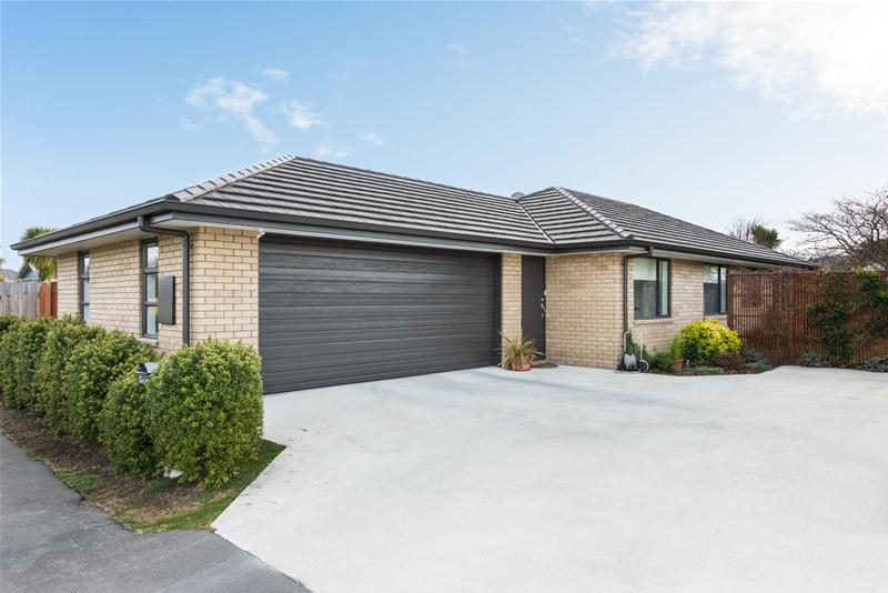 2B Linton Street, Mayfield, Blenheim - Carousel 1