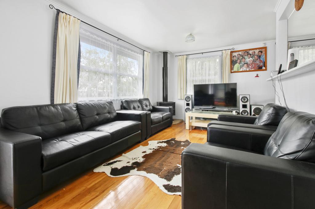 40 Tarata Crescent, Mangere Bridge, Auckland - Carousel 2