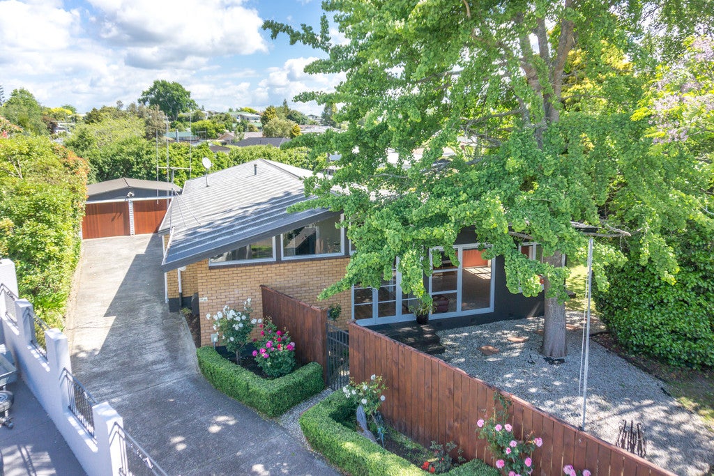 32 Challinor Street, Pukete, Hamilton - Carousel 19