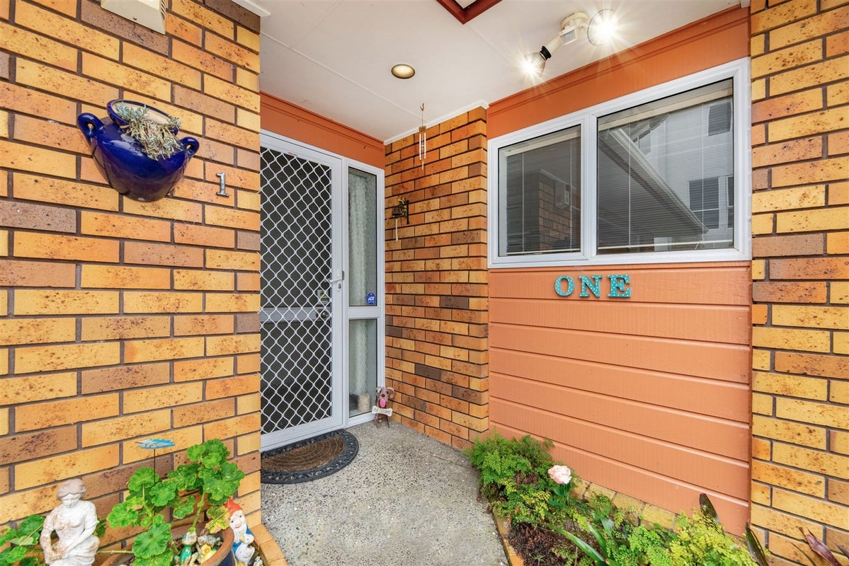 1/25 Tirohunga Drive, Henderson, Auckland - Carousel 25