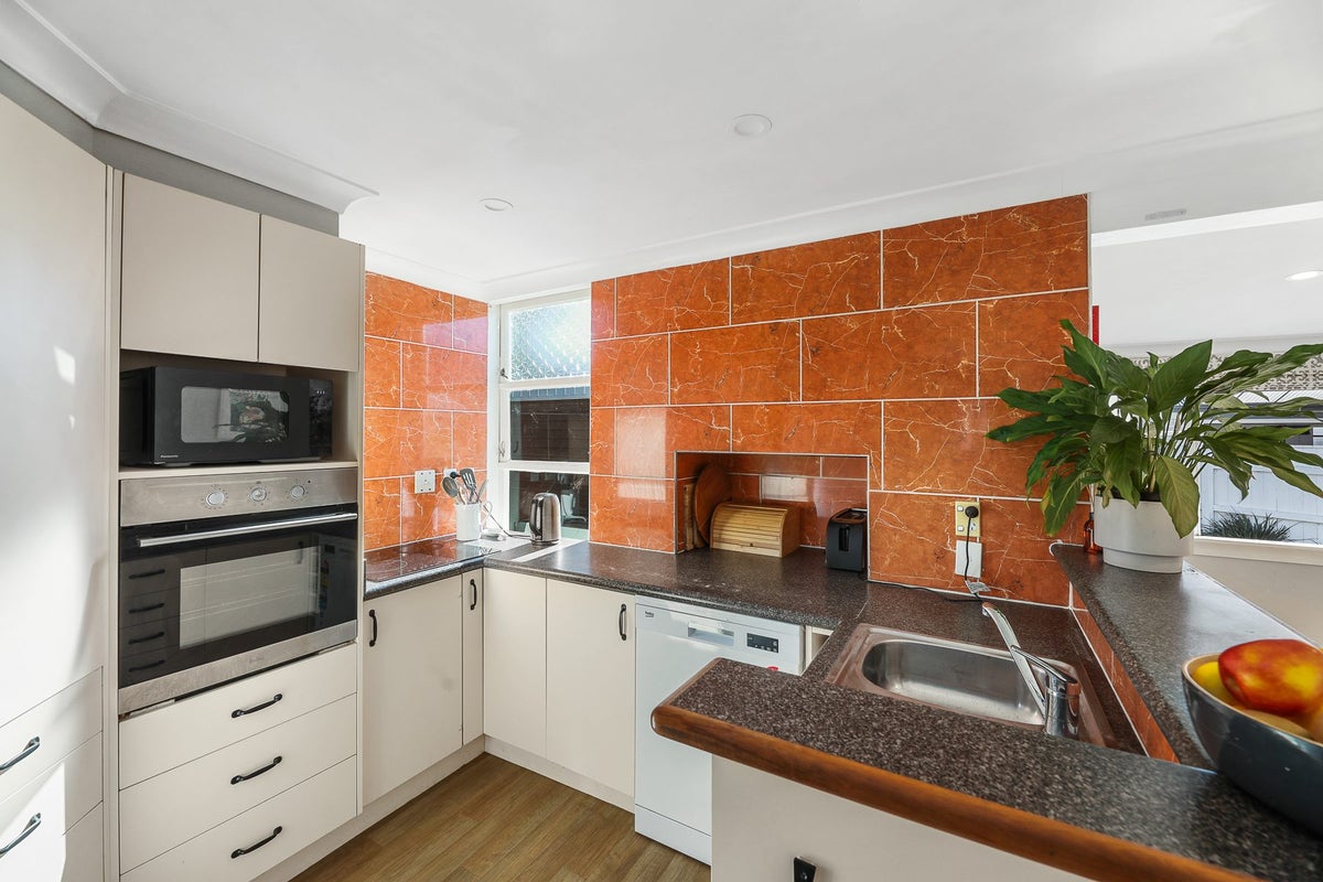 30 Rogers Street, Blenheim, Blenheim, Marlborough - Carousel 2