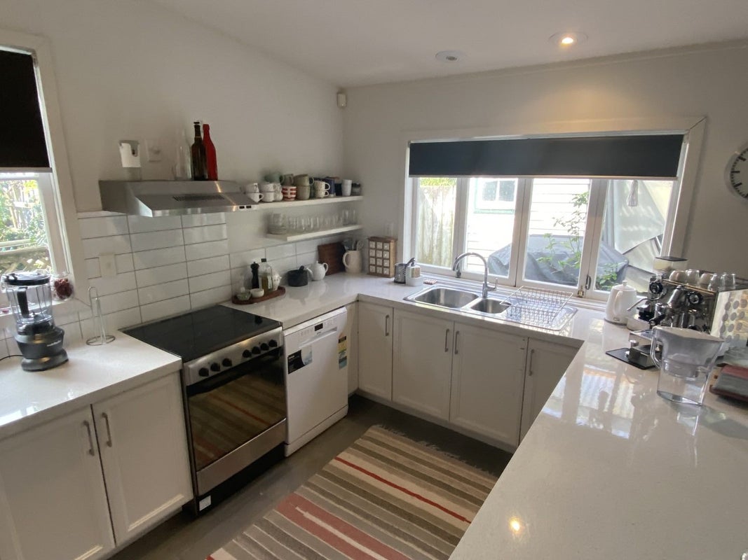 1A Anglesea Street, Freemans Bay, Auckland - Carousel 11