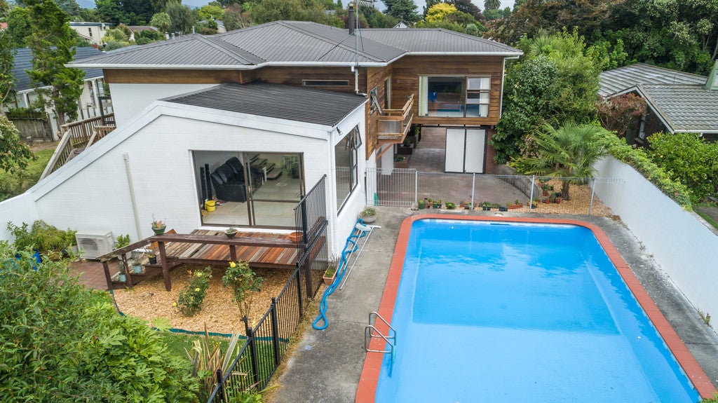 7 Dee Street, Levin, Levin - Carousel 1