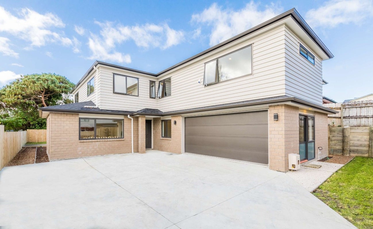 9A Netherlands Avenue, Kelston, Auckland - Carousel 2