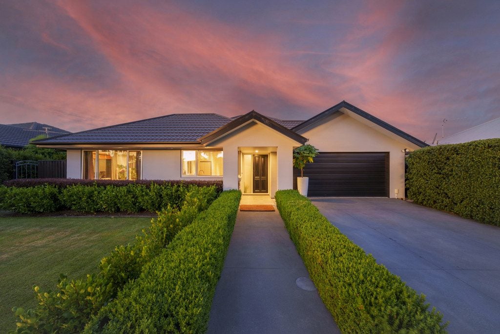 14 Mounter Avenue, Northwood, Christchurch - Carousel 1