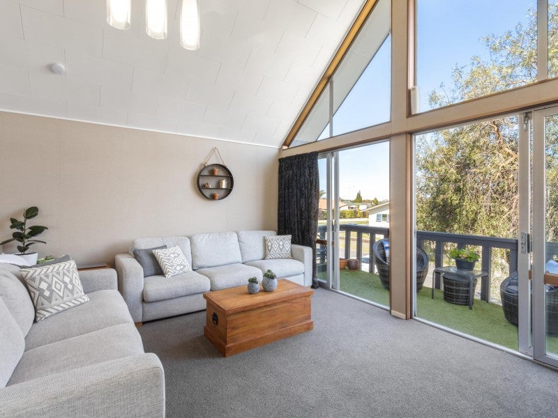 4 Bristol Street, Tamatea, Napier - Carousel 2