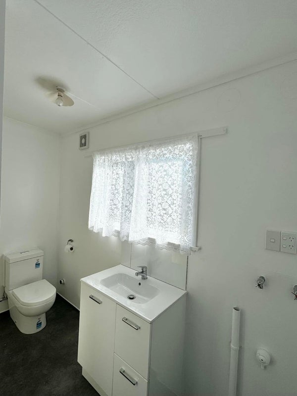 3/38 Adelaide Street, Petone, Lower Hutt - Carousel 9