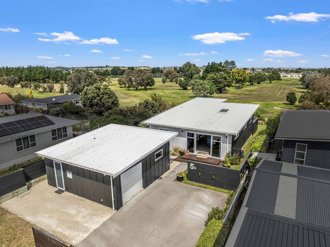 5A Toi Street, Tawhero, Whanganui - Carousel 1