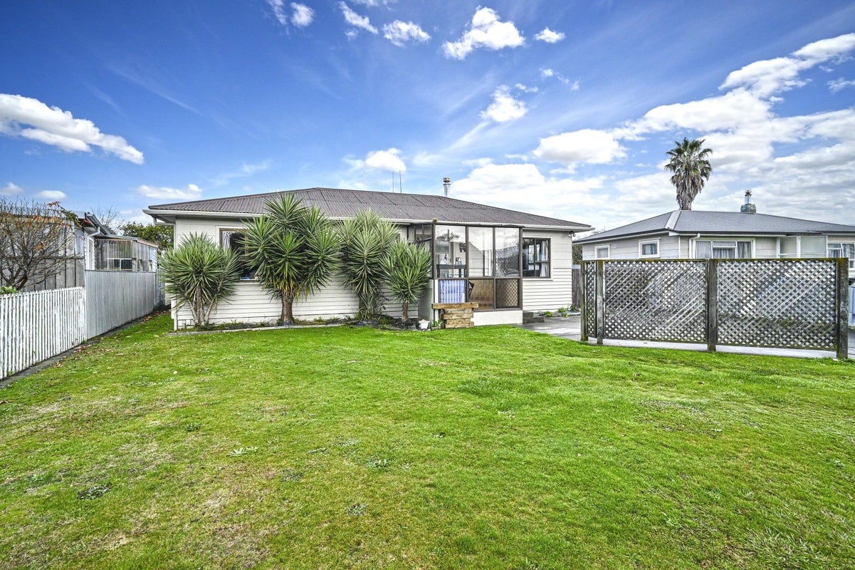 703 Anson Street, Mayfair, Hastings - Carousel 1