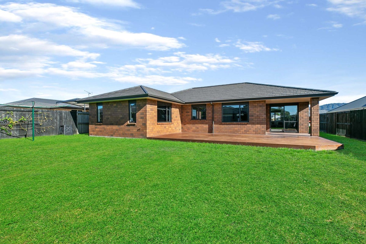 23 Matariki Terrace, Hamilton - Carousel 2