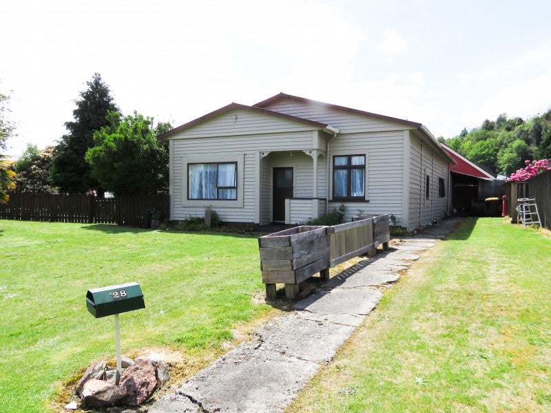 28 Munson Street, Reefton, Reefton - Carousel 1