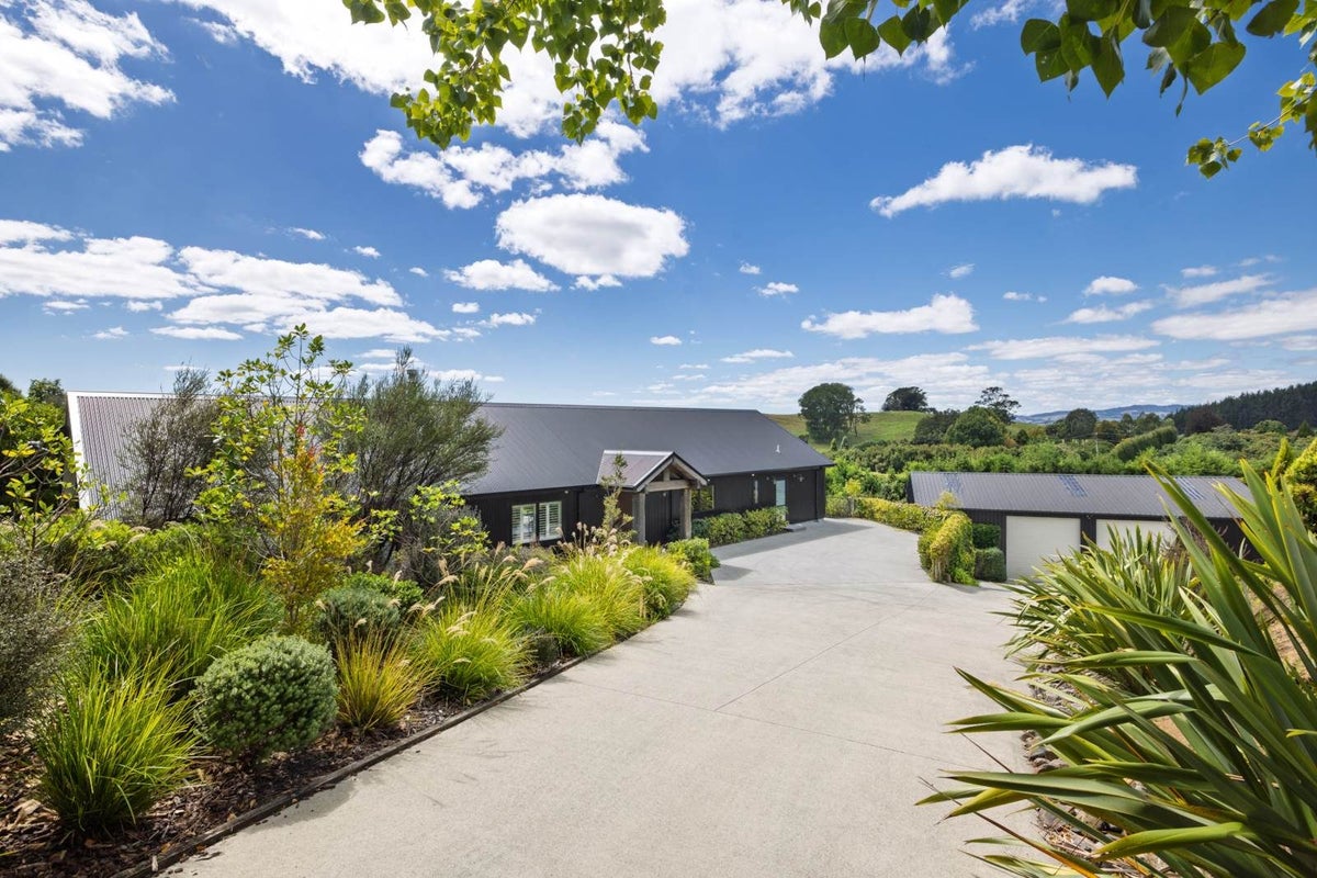 177C Crawford Road, Minden, Tauranga - Carousel 35