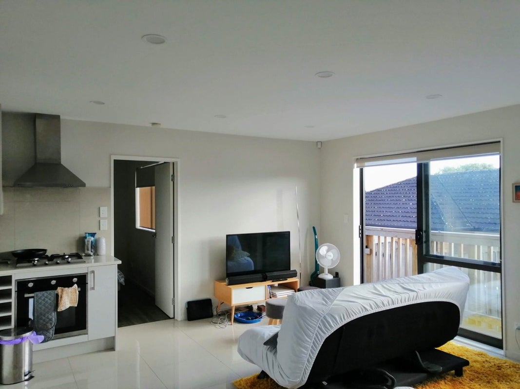 33 Everglade Drive, Goodwood Heights, Auckland - Carousel 2