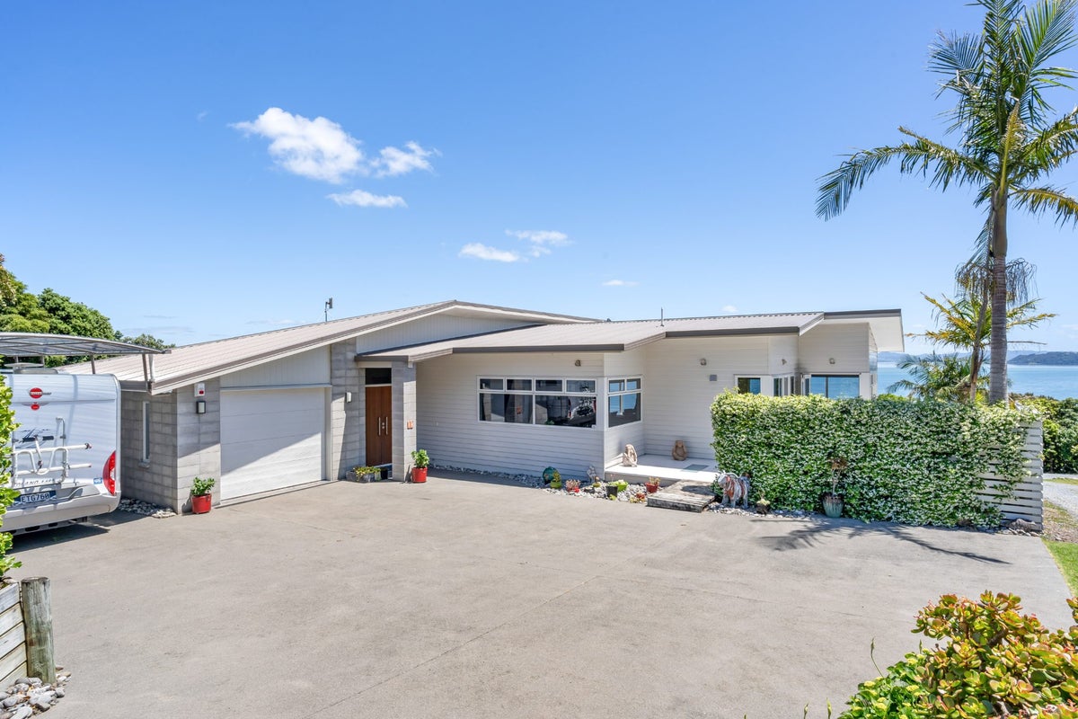 36 Norfolk Avenue, Whangarei - Carousel 2